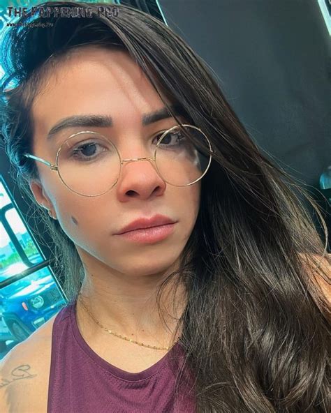 claudia gadelha naked|Claudia Gadelha nude pictures, onlyfans leaks, playboy photos,。